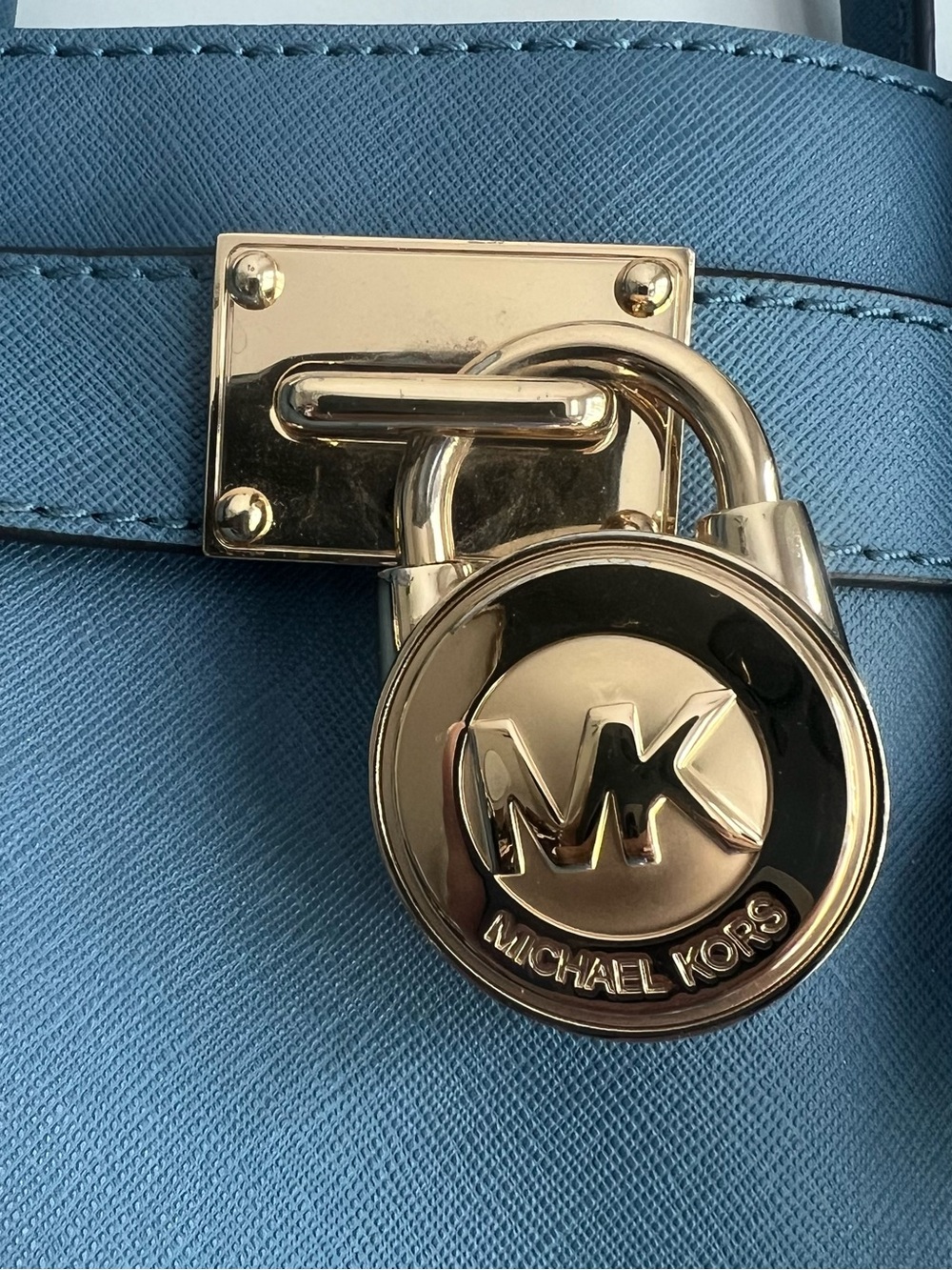 Michael Kors Hamilton Saffiano Leather Tote with Gold MK Padlock Retail $368 - Picture 1 of 3